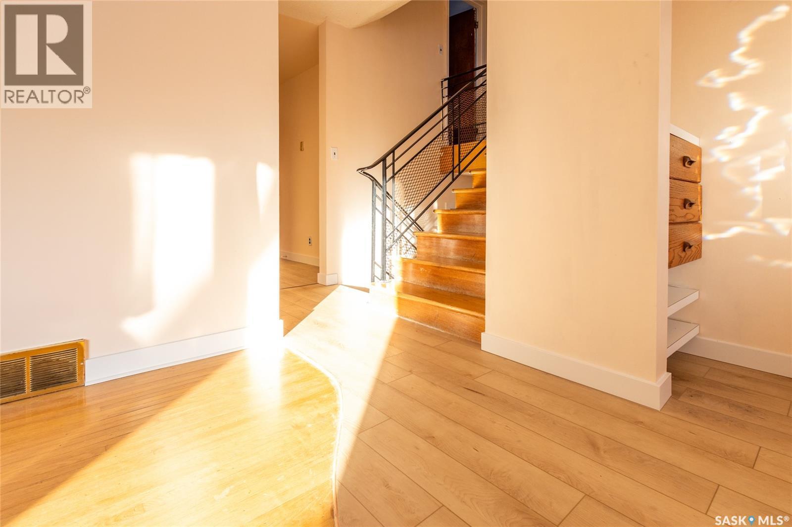 510 Bate Crescent, Saskatoon, SK - Indoor Photo Showing Other Room