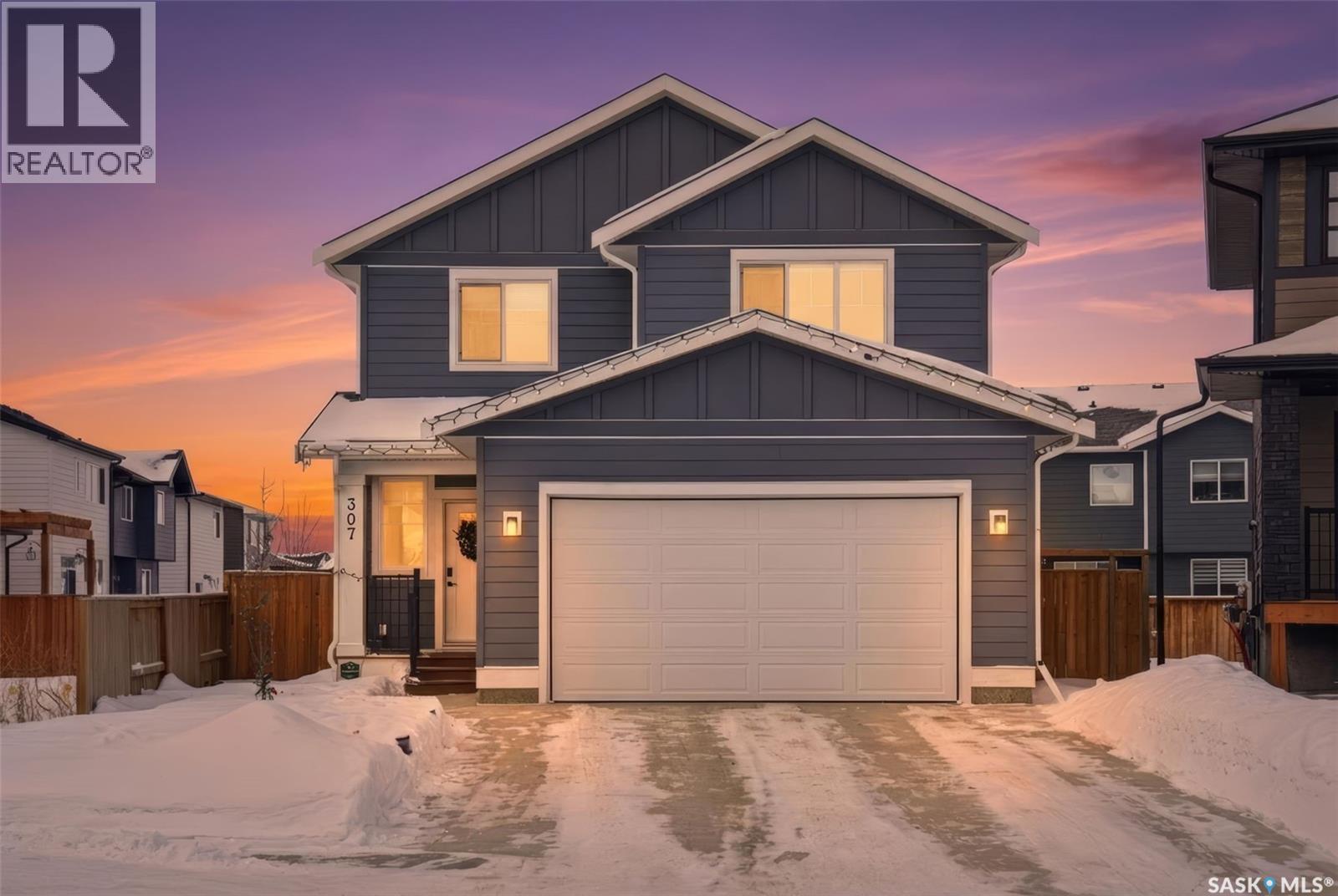 307 Keith Union, Saskatoon, SK - Outdoor