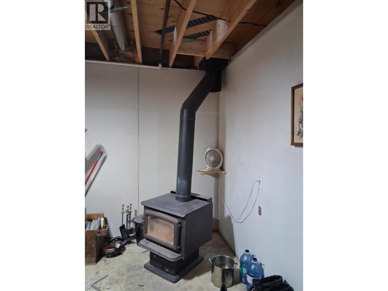 1441 Coalmine Road, Telkwa, BC - Indoor