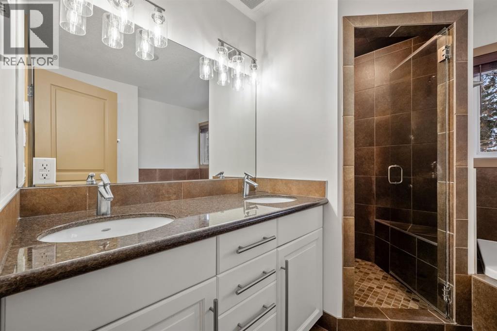 250 Lake Fraser Place Se, Calgary, AB - Indoor Photo Showing Bathroom