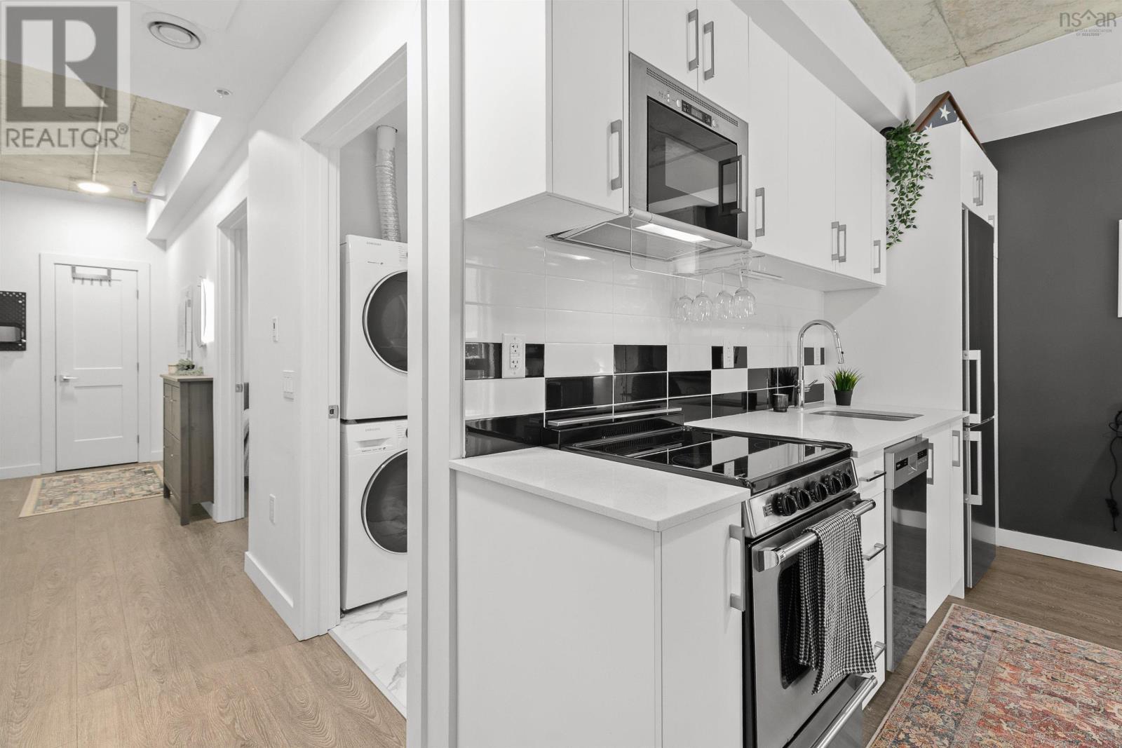 Kitchen - 102 5684 West Street, Halifax, NS - Indoor