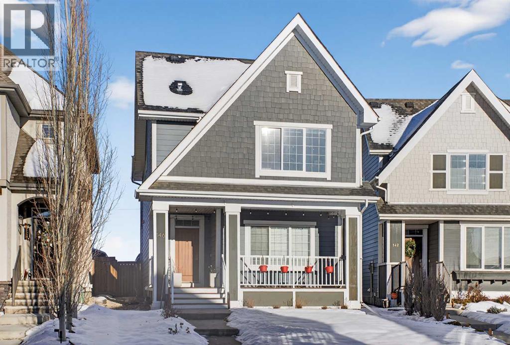 146 Marquis Common Se, Calgary, AB - Outdoor With Facade