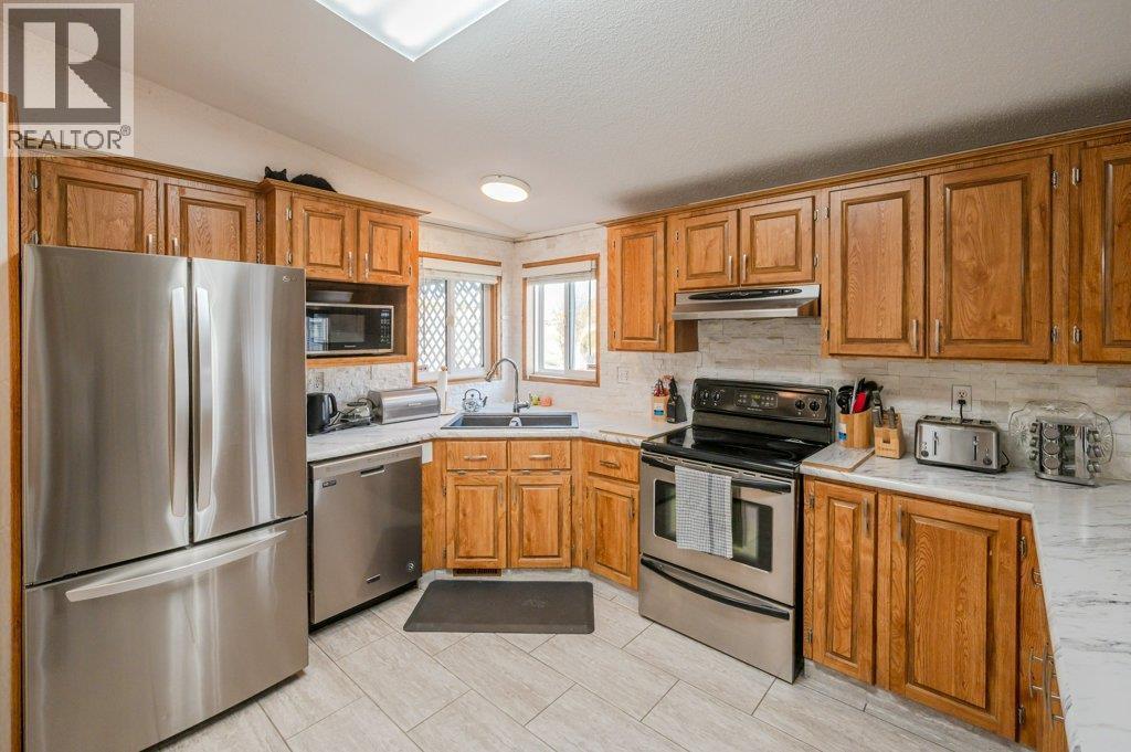 5617 Highway 97, Oliver, BC