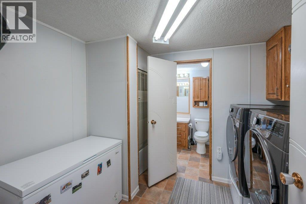 5617 Highway 97, Oliver, BC