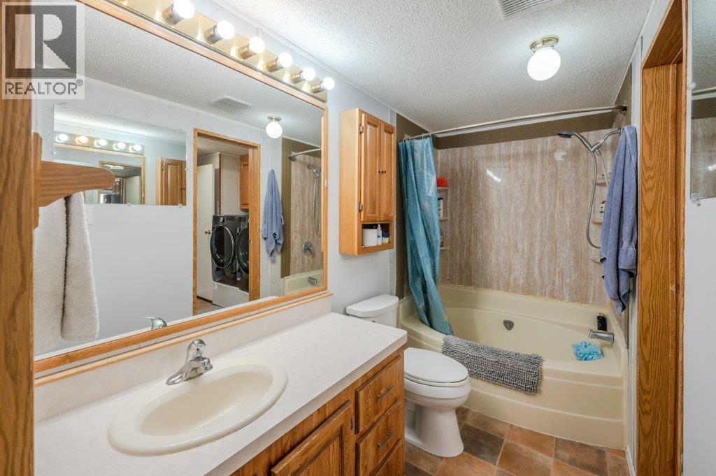 5617 Highway 97, Oliver, BC