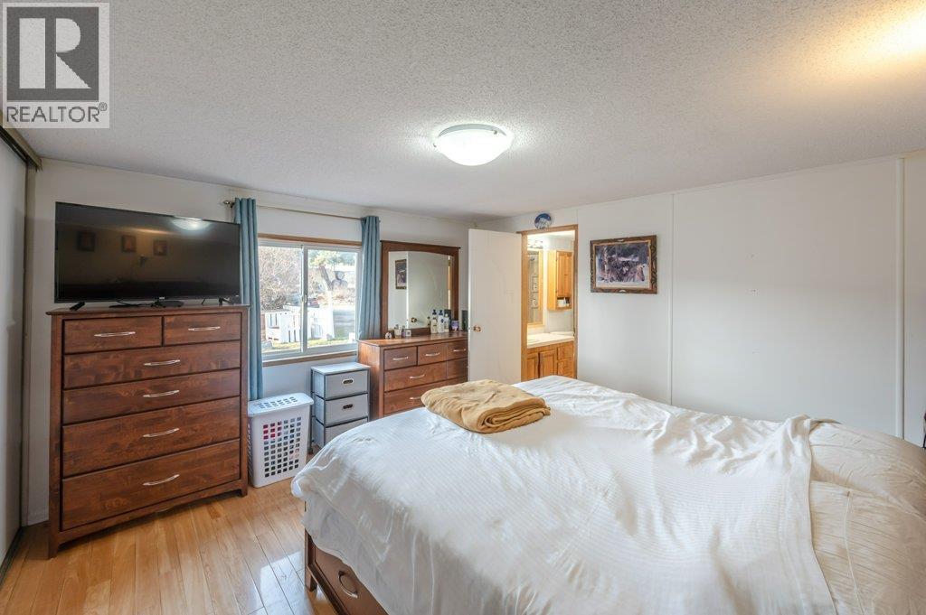 5617 Highway 97, Oliver, BC