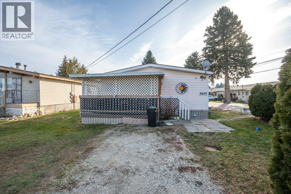 5617 Highway 97, Oliver, BC