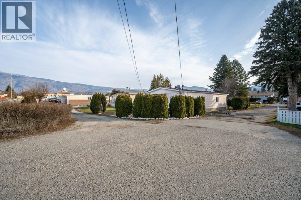 5617 Highway 97, Oliver, BC