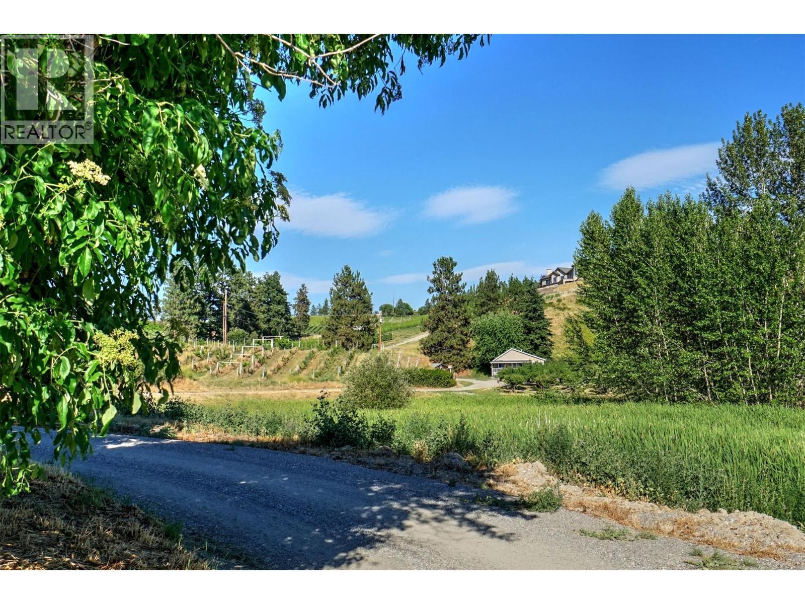 3995 Swamp Road, Kelowna, BC - Outdoor