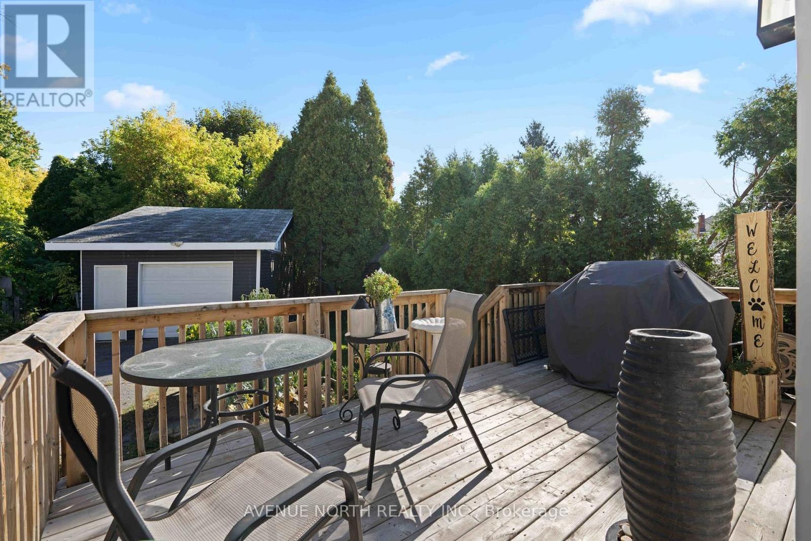 117 Bedford Street, Cornwall, ON - Outdoor With Deck Patio Veranda