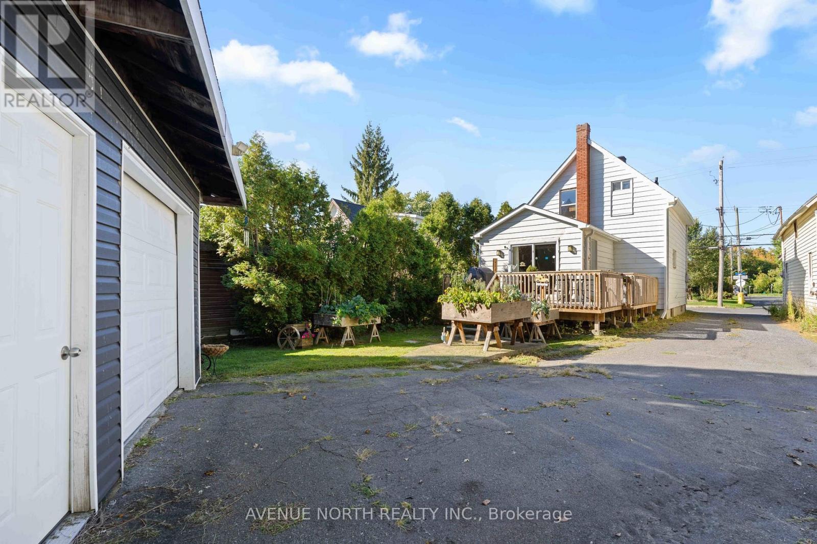 117 Bedford Street, Cornwall, ON - Outdoor