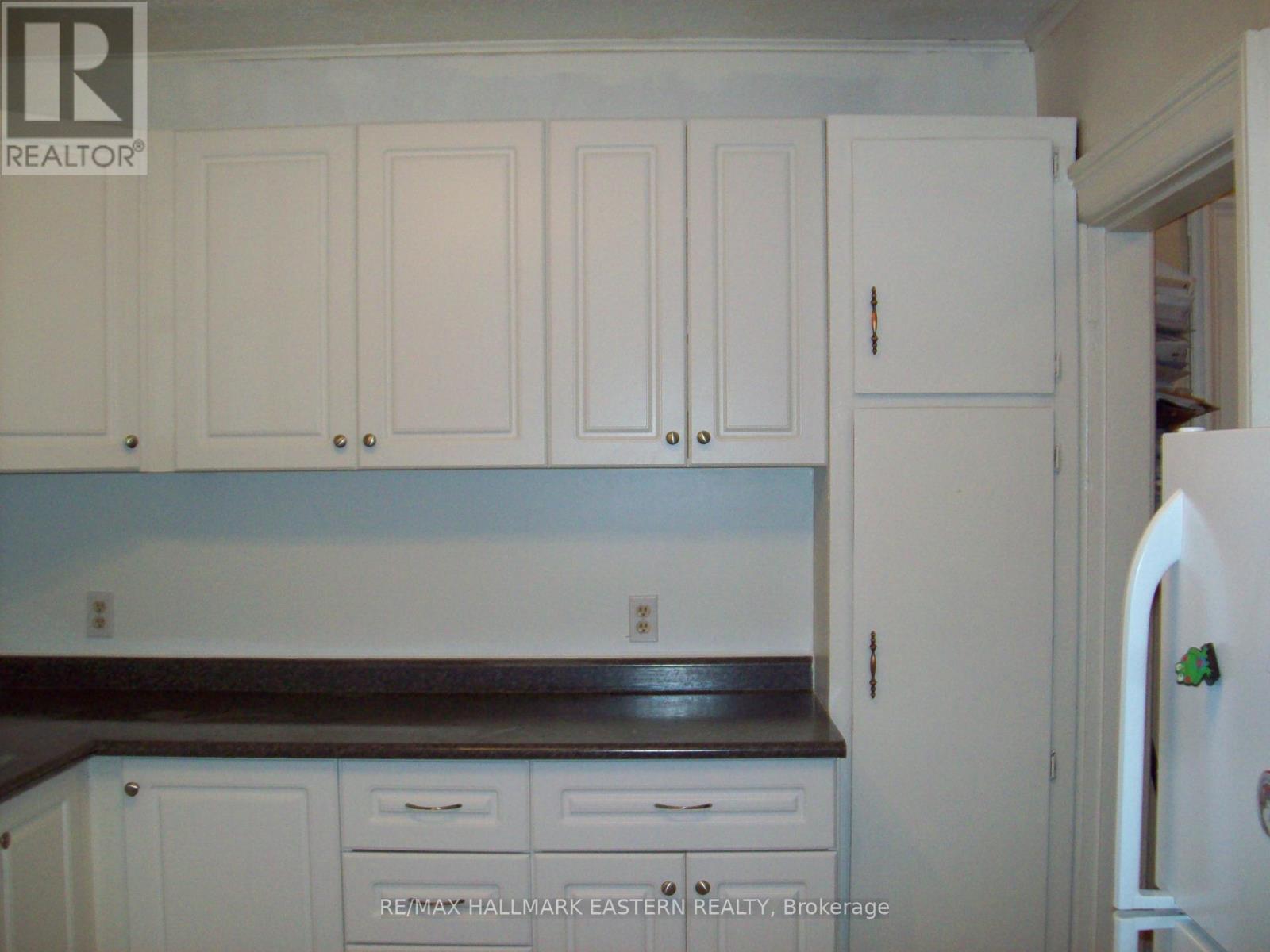 378 Stewart Street, Peterborough (Town Ward 3), ON - Indoor