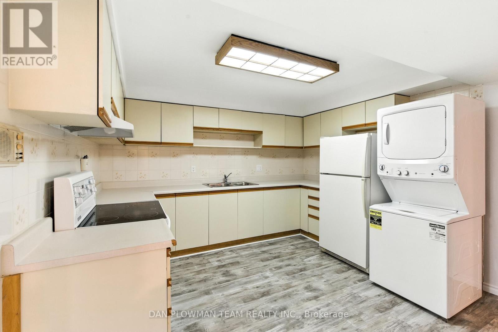 83 Sherwood Road E, Ajax, ON - Indoor