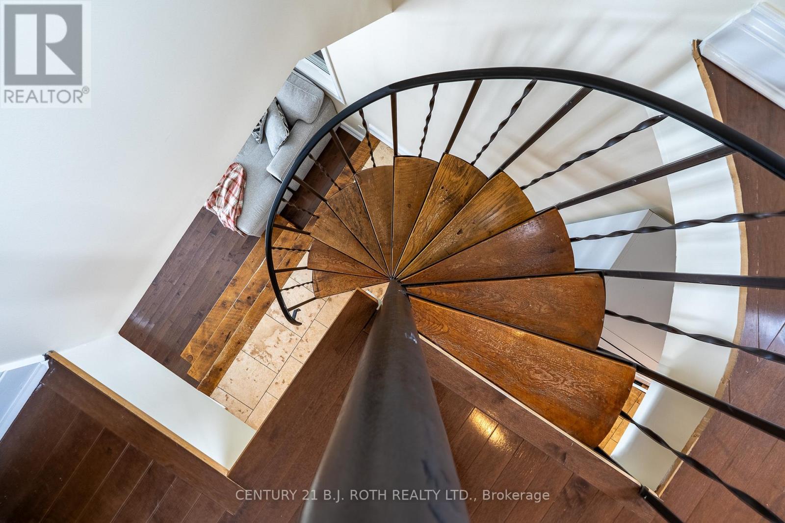 2708 Concession 9 Road, Ramara, ON - Indoor Photo Showing Other Room