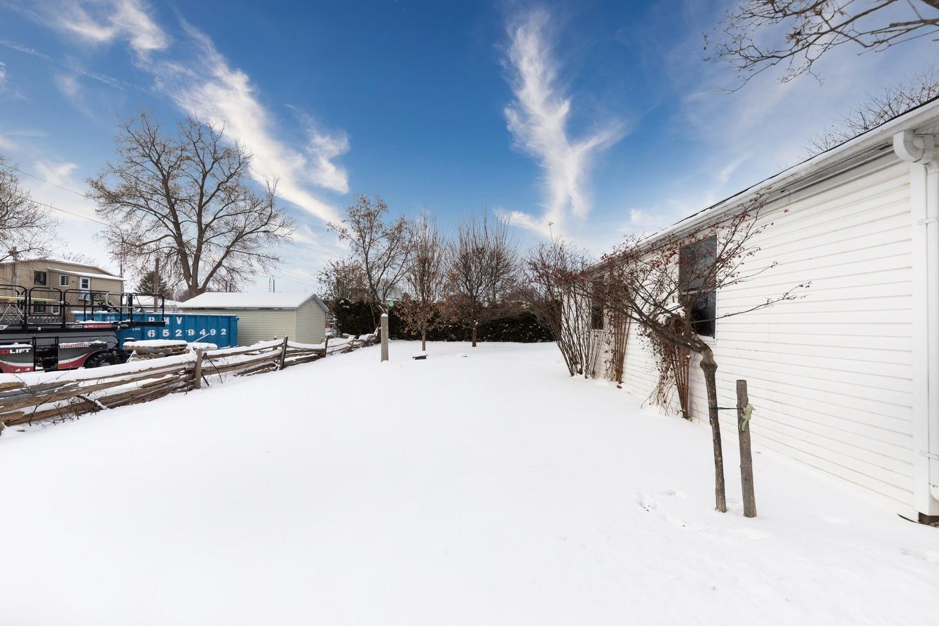 Backyard - 160 Rue Larocque, Saint-Jean-Sur-Richelieu, QC - Outdoor