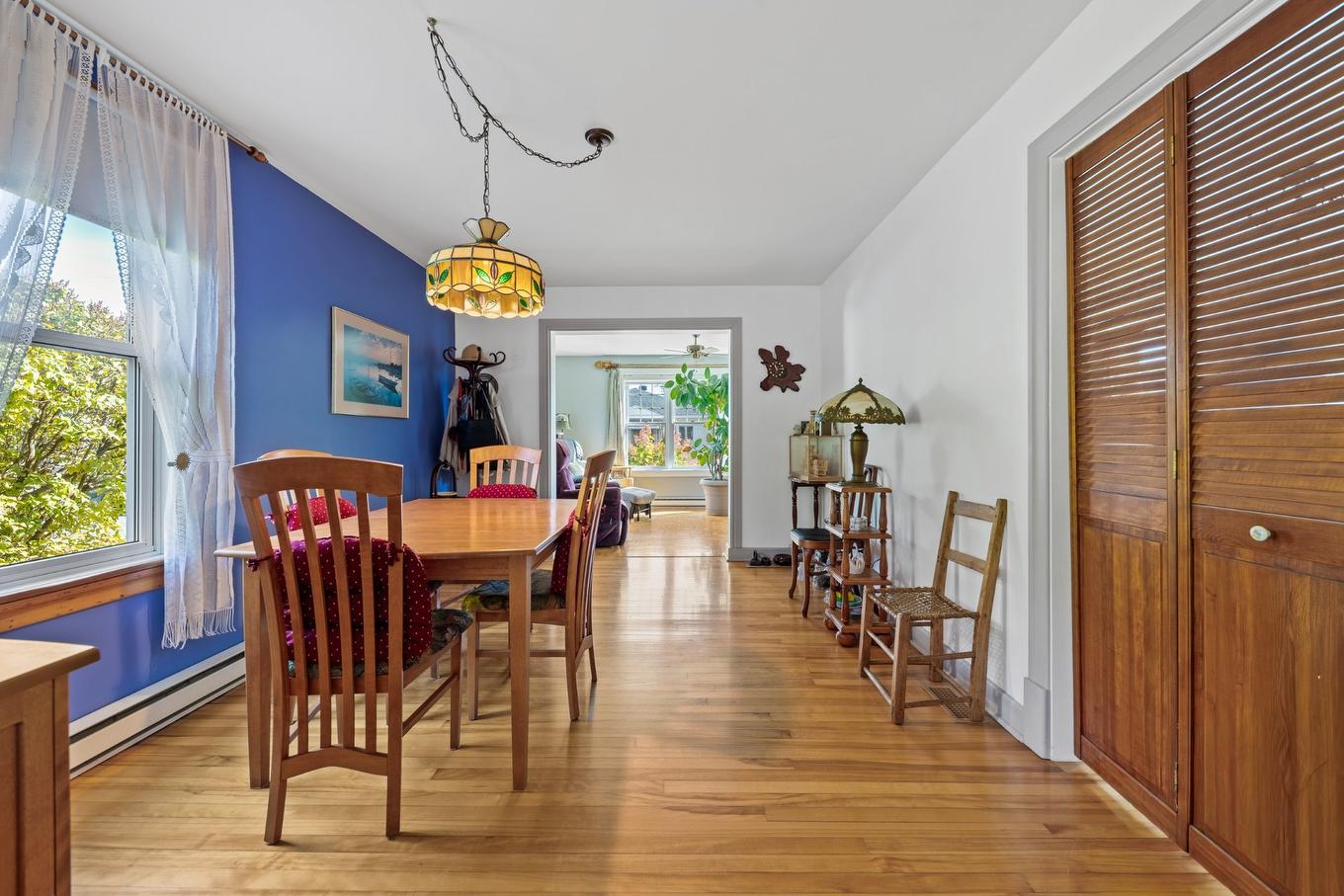 Dining room - 160 Rue Larocque, Saint-Jean-Sur-Richelieu, QC - Indoor Photo Showing Dining Room