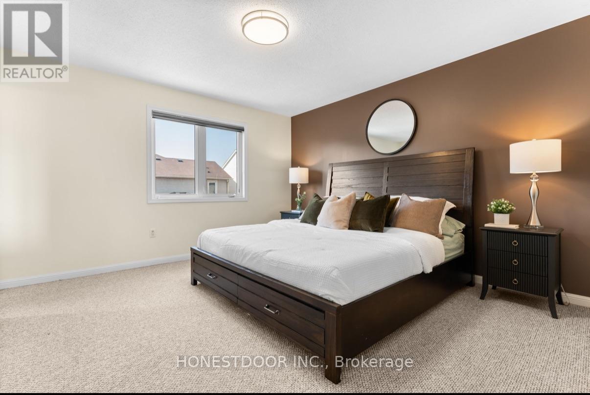 986 Farmstead Drive, Milton, ON