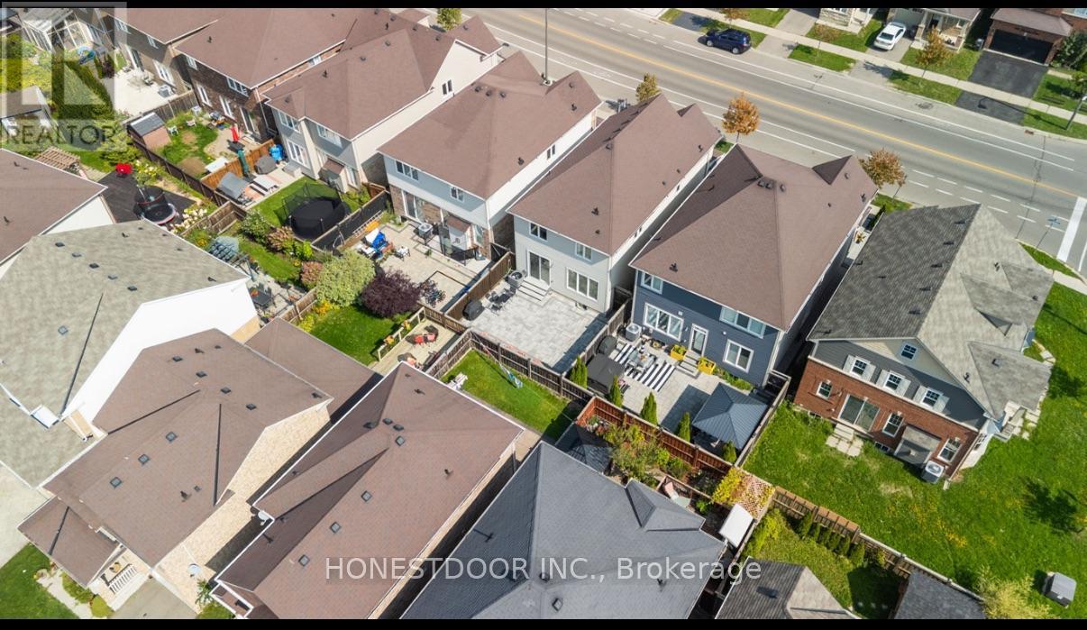 986 Farmstead Drive, Milton, ON