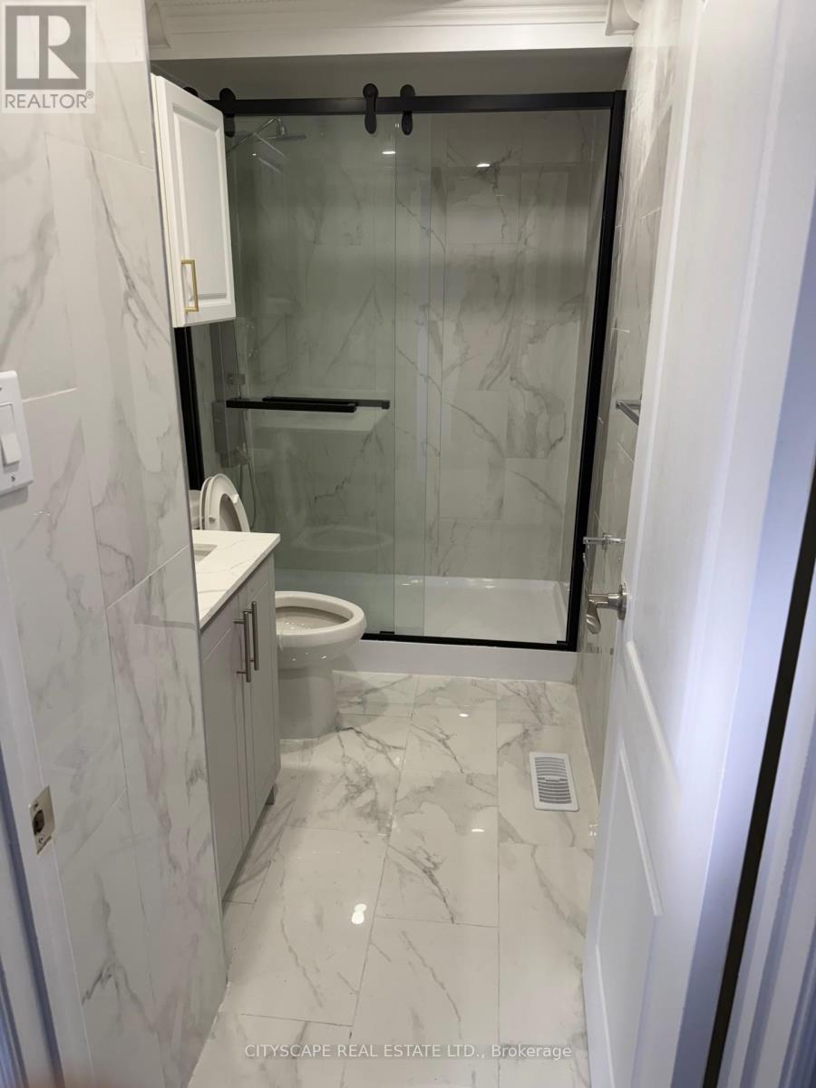 82 Chatfield Drive, Ajax, ON - Indoor Photo Showing Bathroom