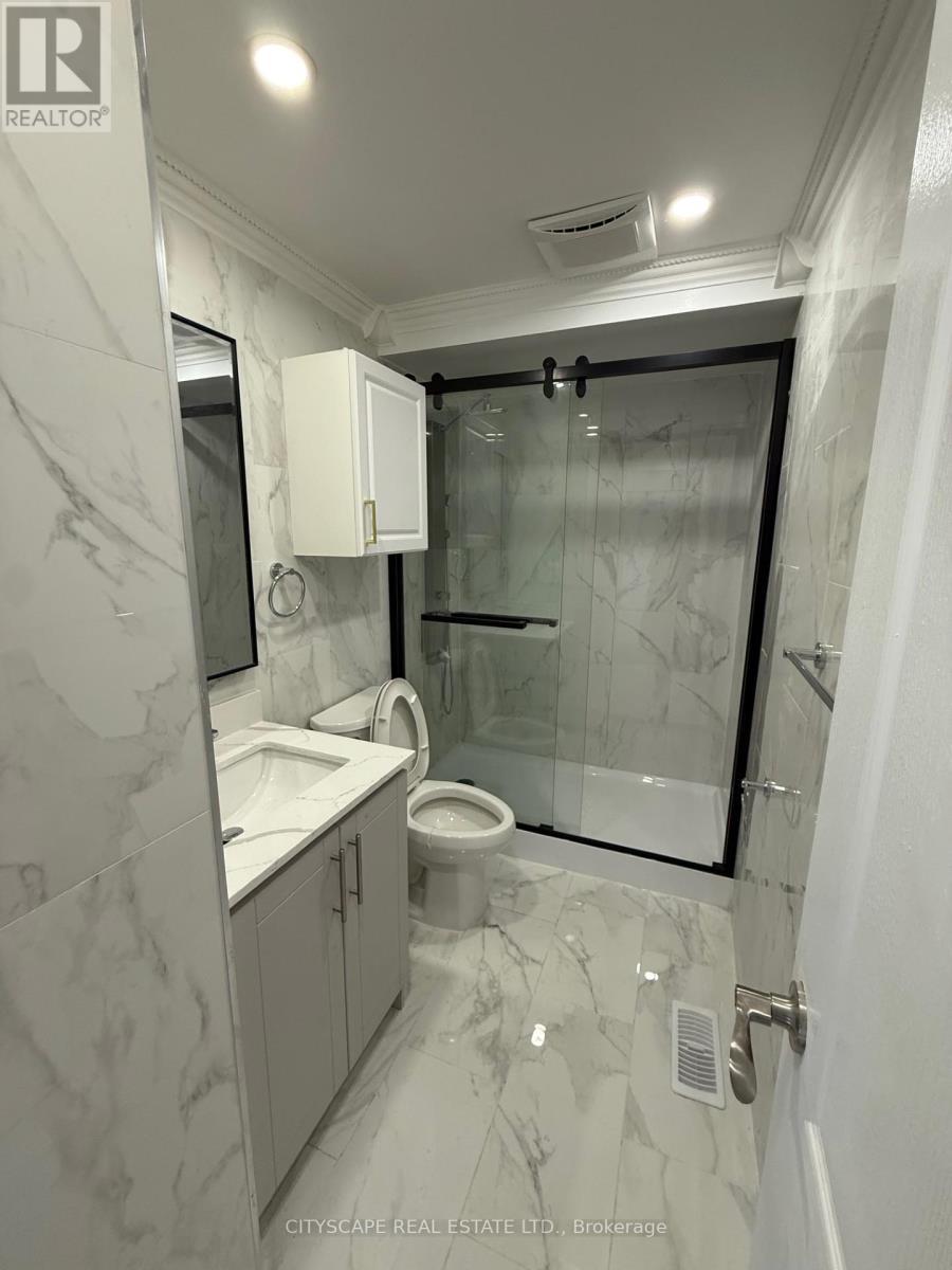 82 Chatfield Drive, Ajax, ON - Indoor Photo Showing Bathroom