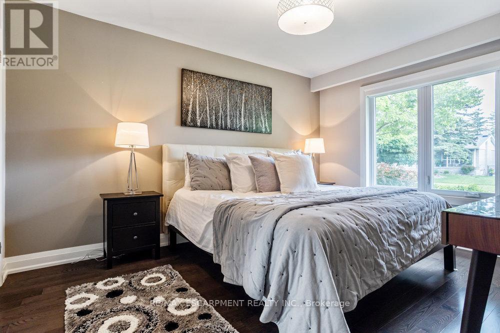 1491 Venta Avenue, Mississauga, ON - Indoor Photo Showing Bedroom