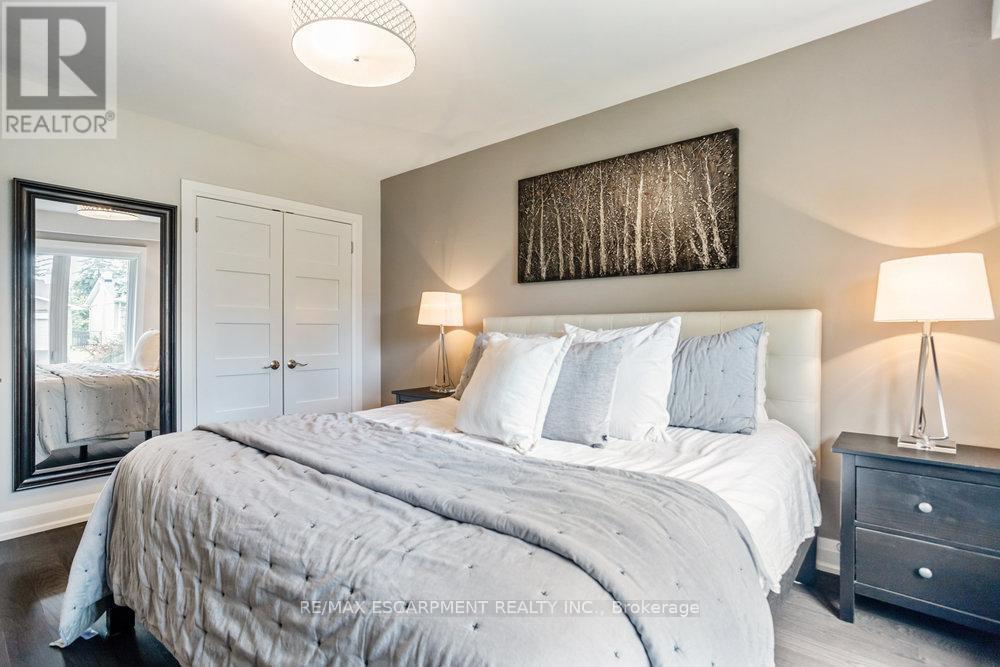 1491 Venta Avenue, Mississauga, ON - Indoor Photo Showing Bedroom