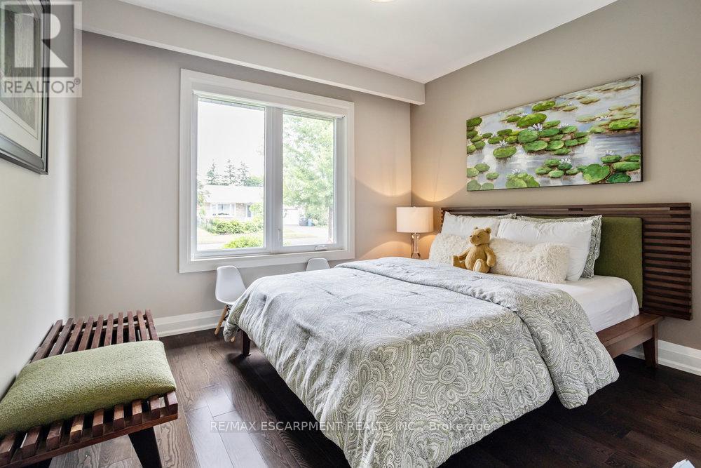 1491 Venta Avenue, Mississauga, ON - Indoor Photo Showing Bedroom