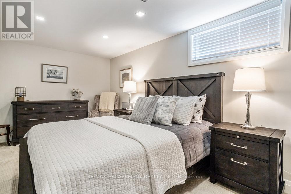 1491 Venta Avenue, Mississauga, ON - Indoor Photo Showing Bedroom