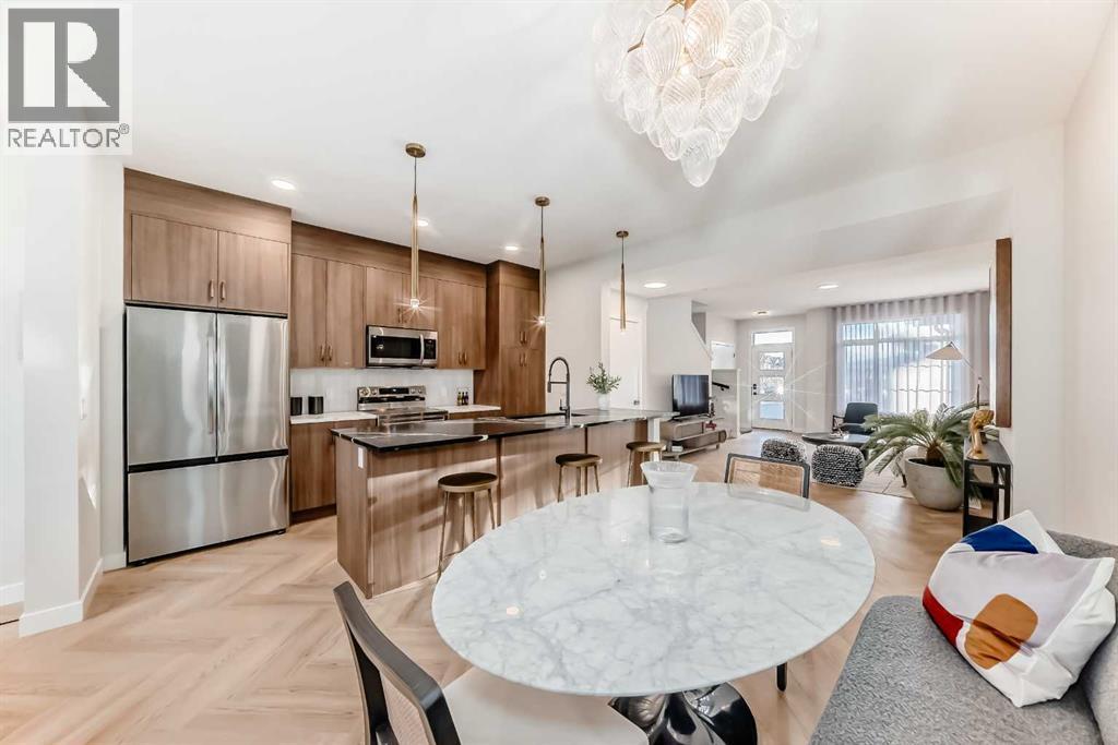 94 Agate Road, Cochrane, AB - Indoor