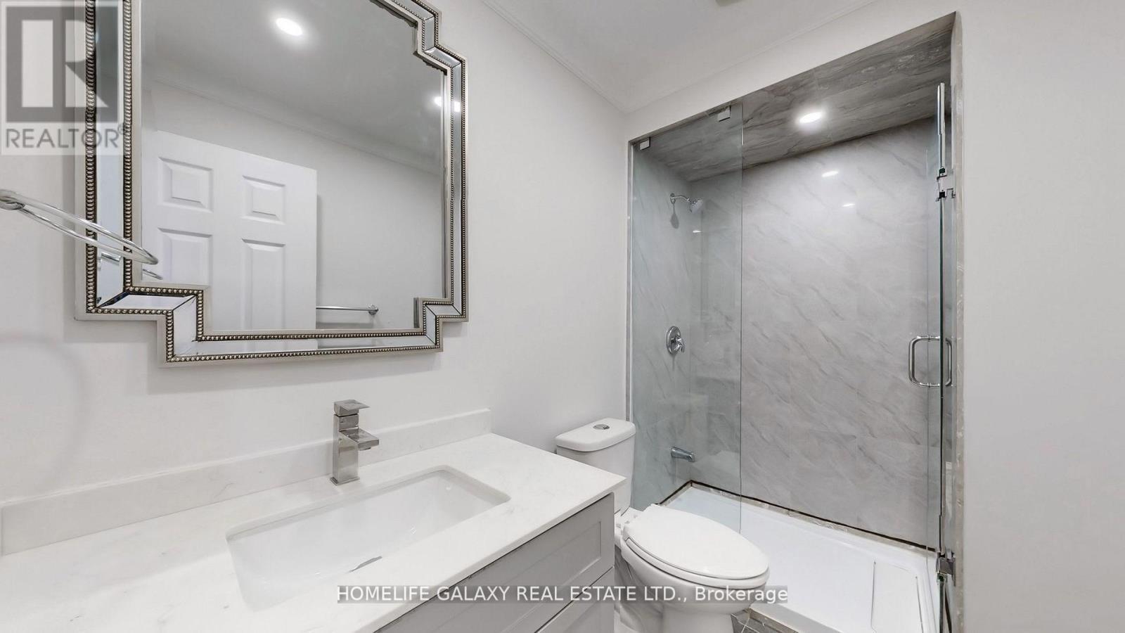 1882 Shadybrook Drive, Pickering, ON - Indoor Photo Showing Bathroom