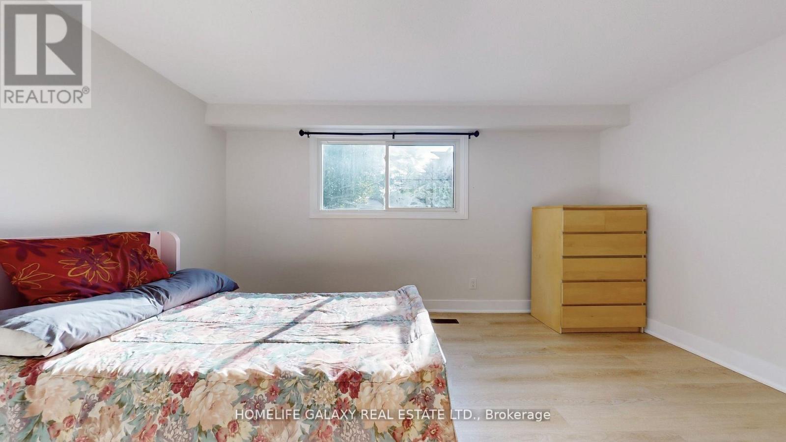 1882 Shadybrook Drive, Pickering, ON - Indoor Photo Showing Bedroom