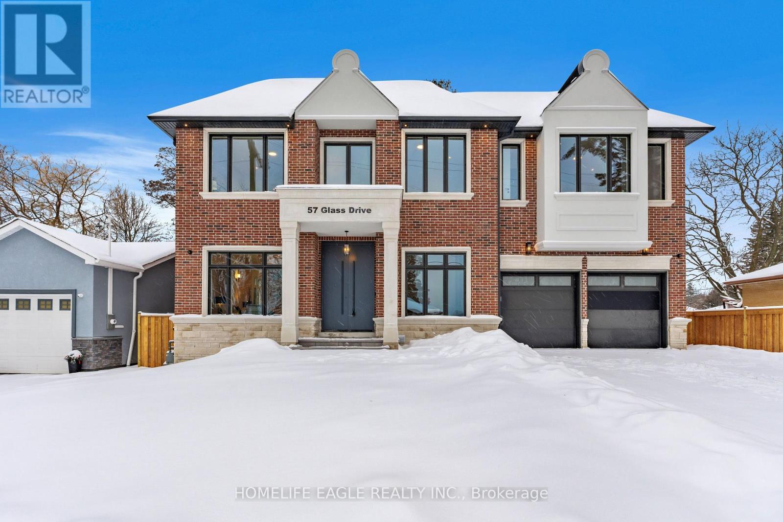 57 Glass Drive, Aurora, ON - Outdoor With Facade