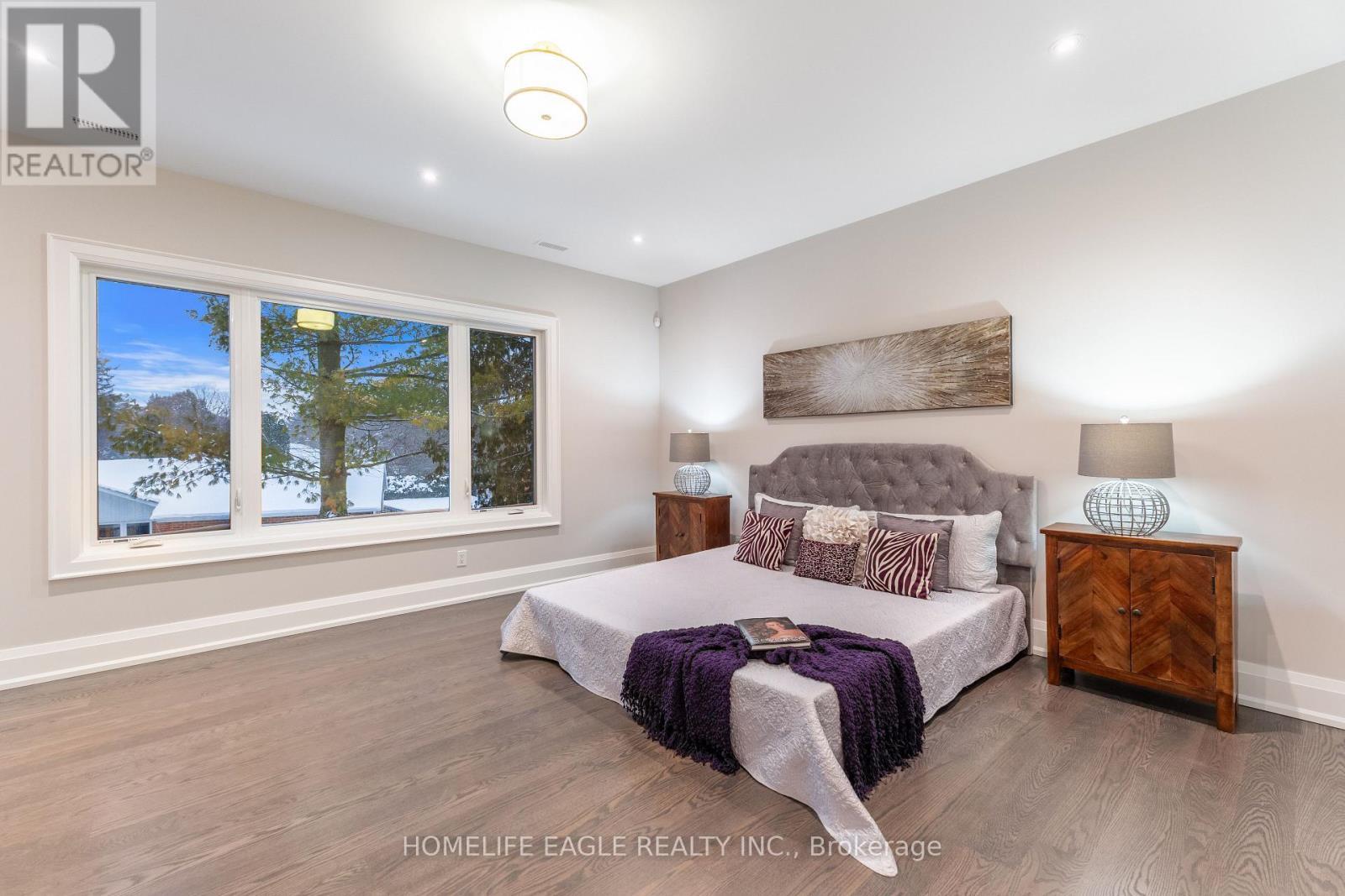 57 Glass Drive, Aurora, ON - Indoor Photo Showing Bedroom