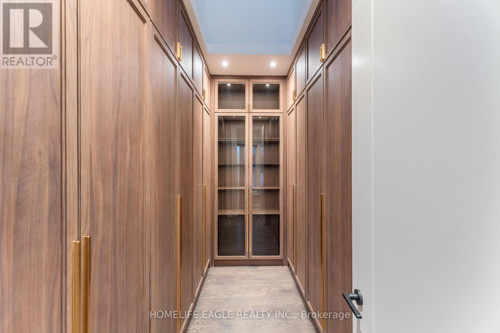 57 Glass Drive, Aurora, ON - Indoor Photo Showing Other Room