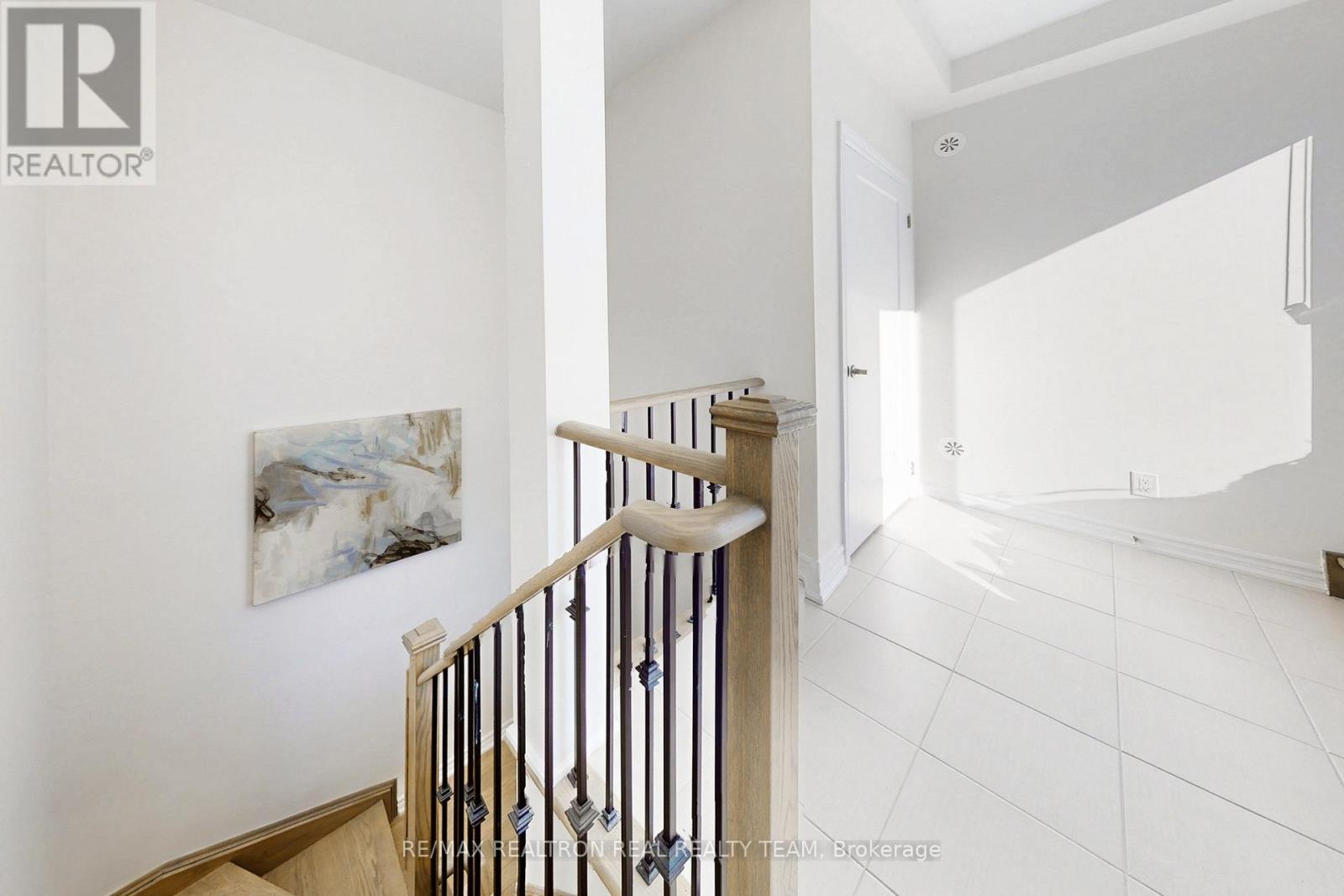 338 - 349 Wheat Boom Drive, Oakville, ON - Indoor Photo Showing Other Room