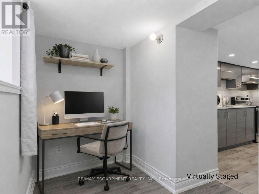 54 Craigmiller Avenue, Hamilton, ON - Indoor Photo Showing Office