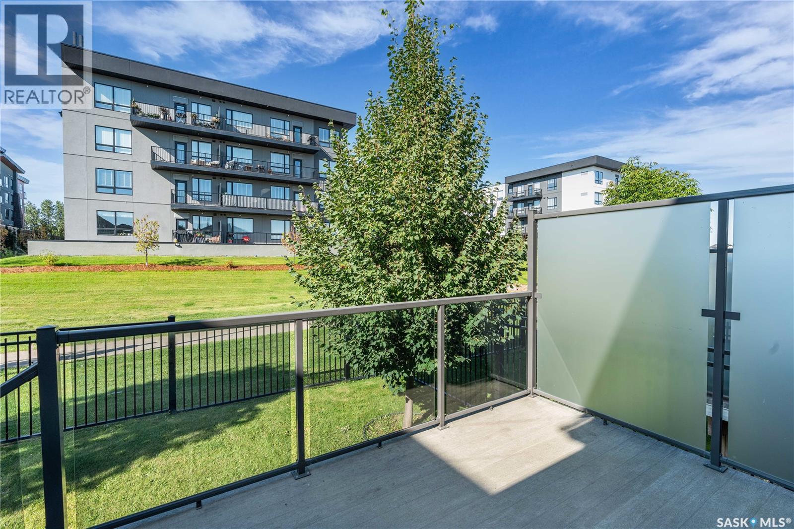 131 315 Dickson Crescent, Saskatoon, SK - Outdoor