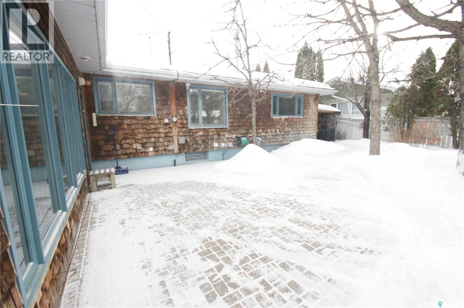 47 Lindsay Drive, Saskatoon, SK - Outdoor