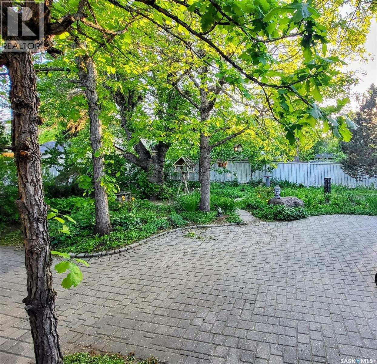 47 Lindsay Drive, Saskatoon, SK - Outdoor