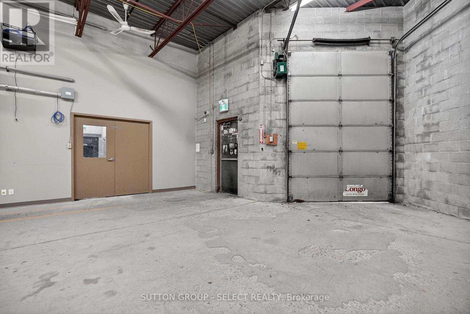 812 Dundas Street, London East (East G), ON