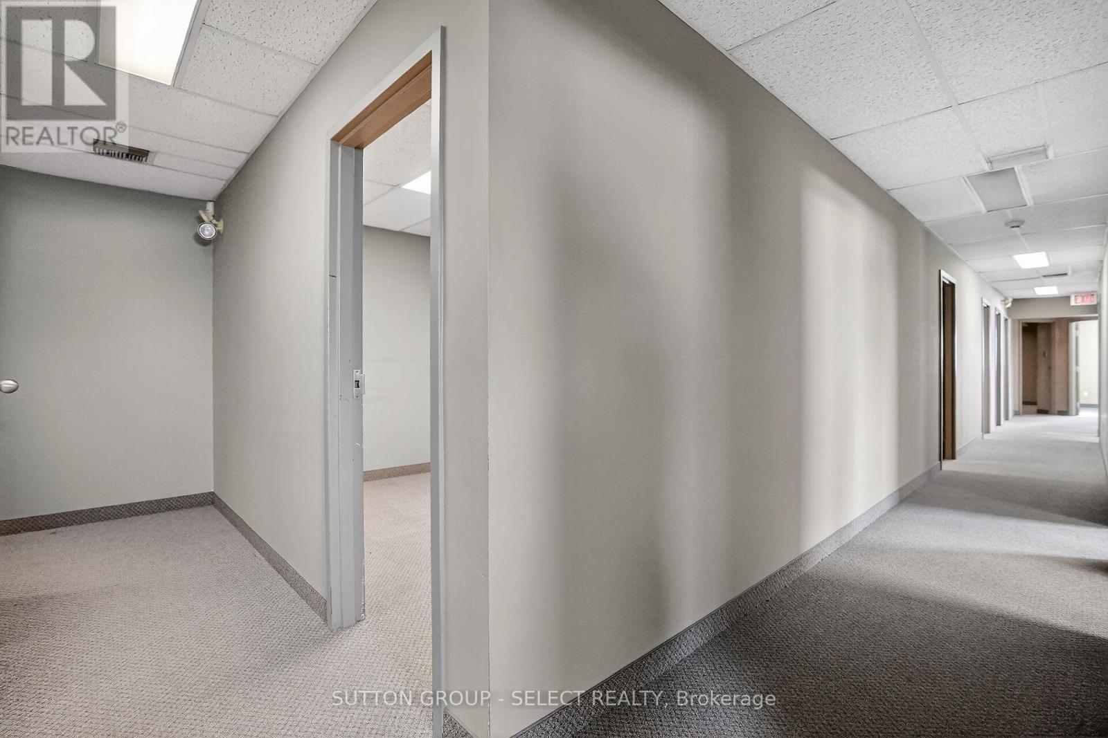 812 Dundas Street, London East (East G), ON