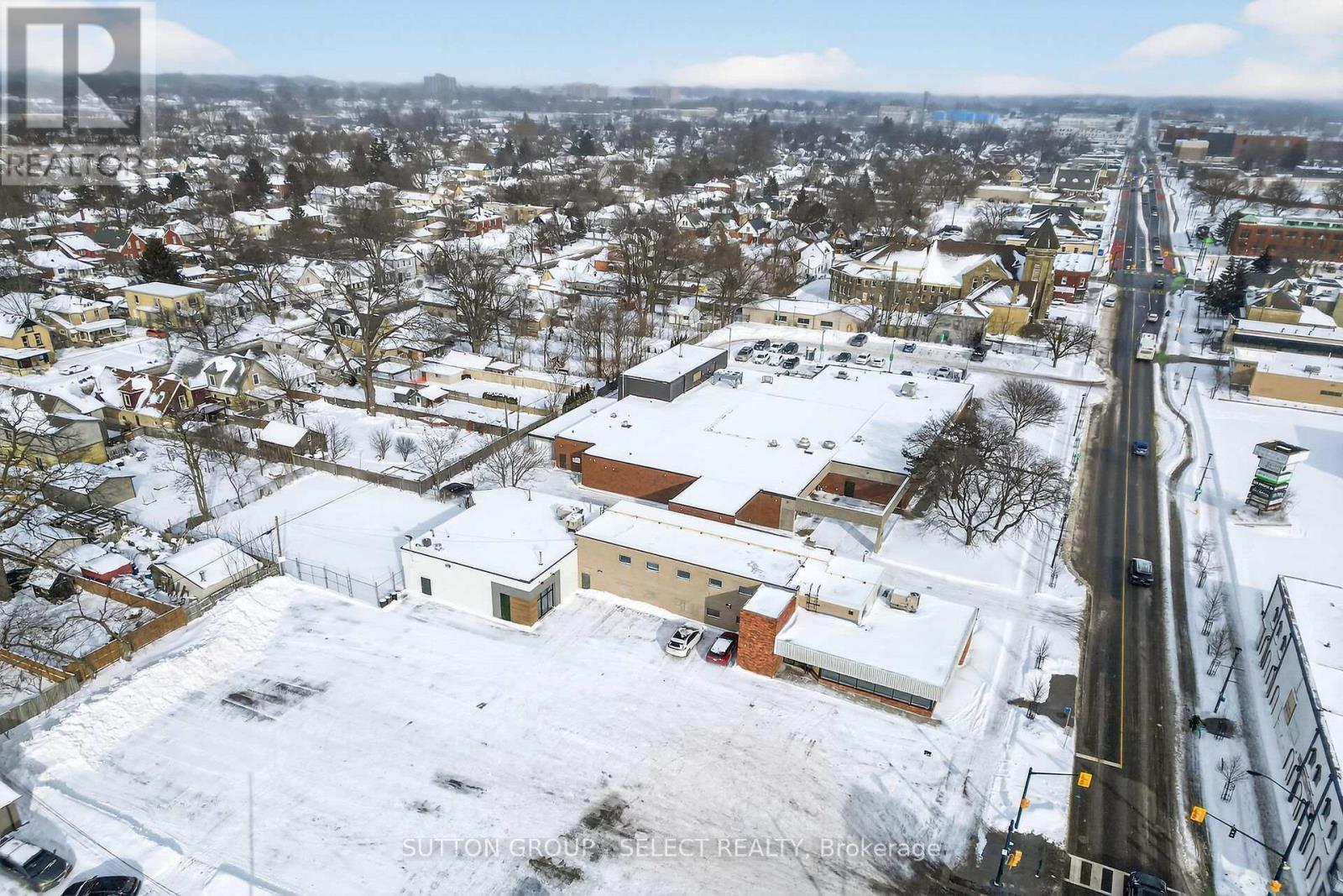 812 Dundas Street, London East (East G), ON