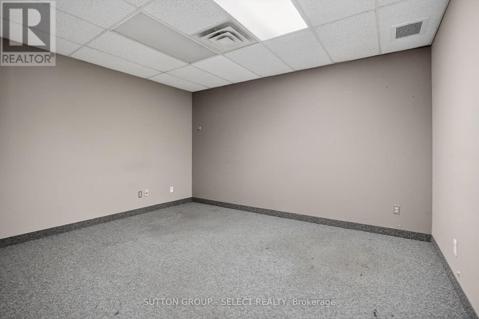 812 Dundas Street, London East (East G), ON