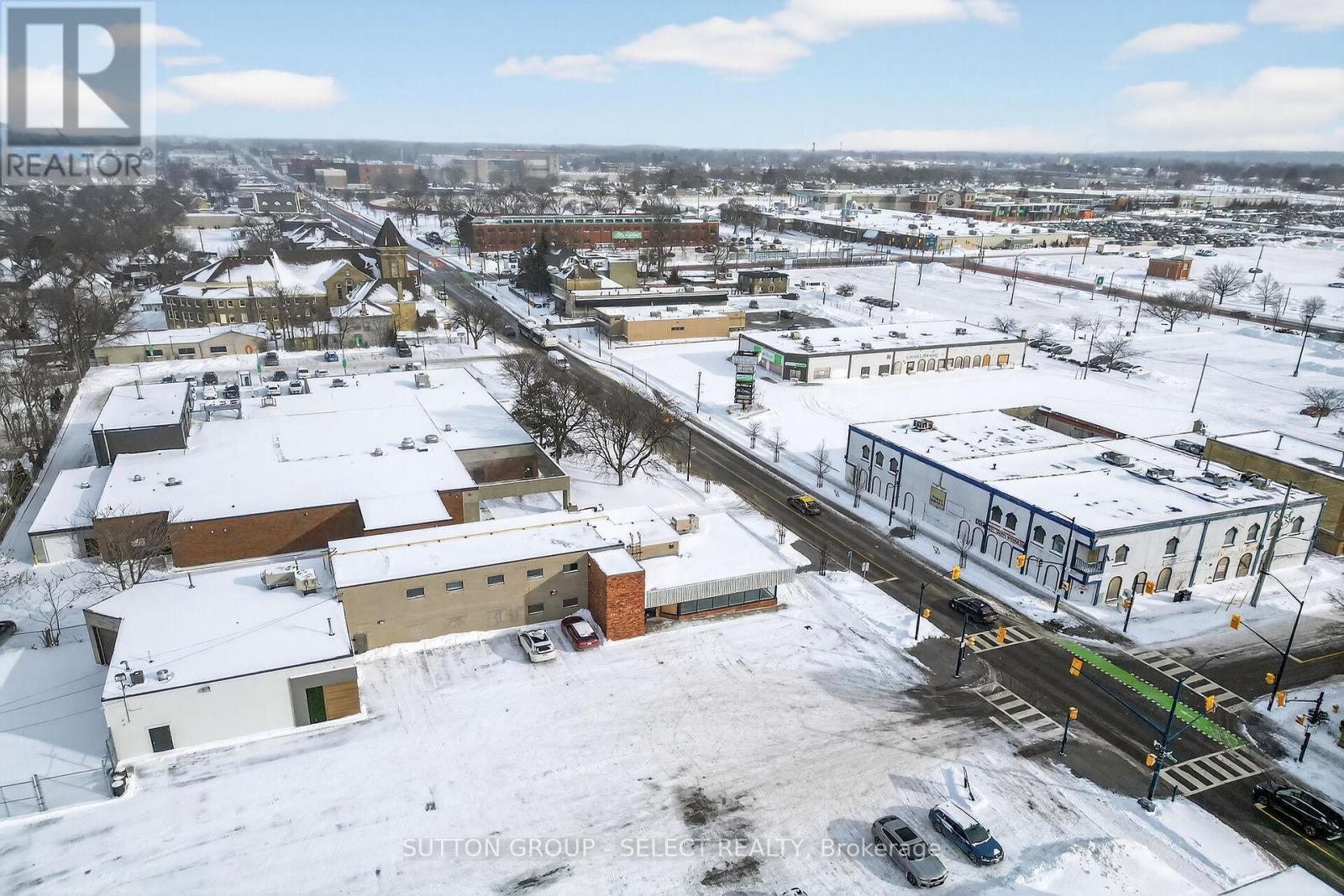 812 Dundas Street, London East (East G), ON