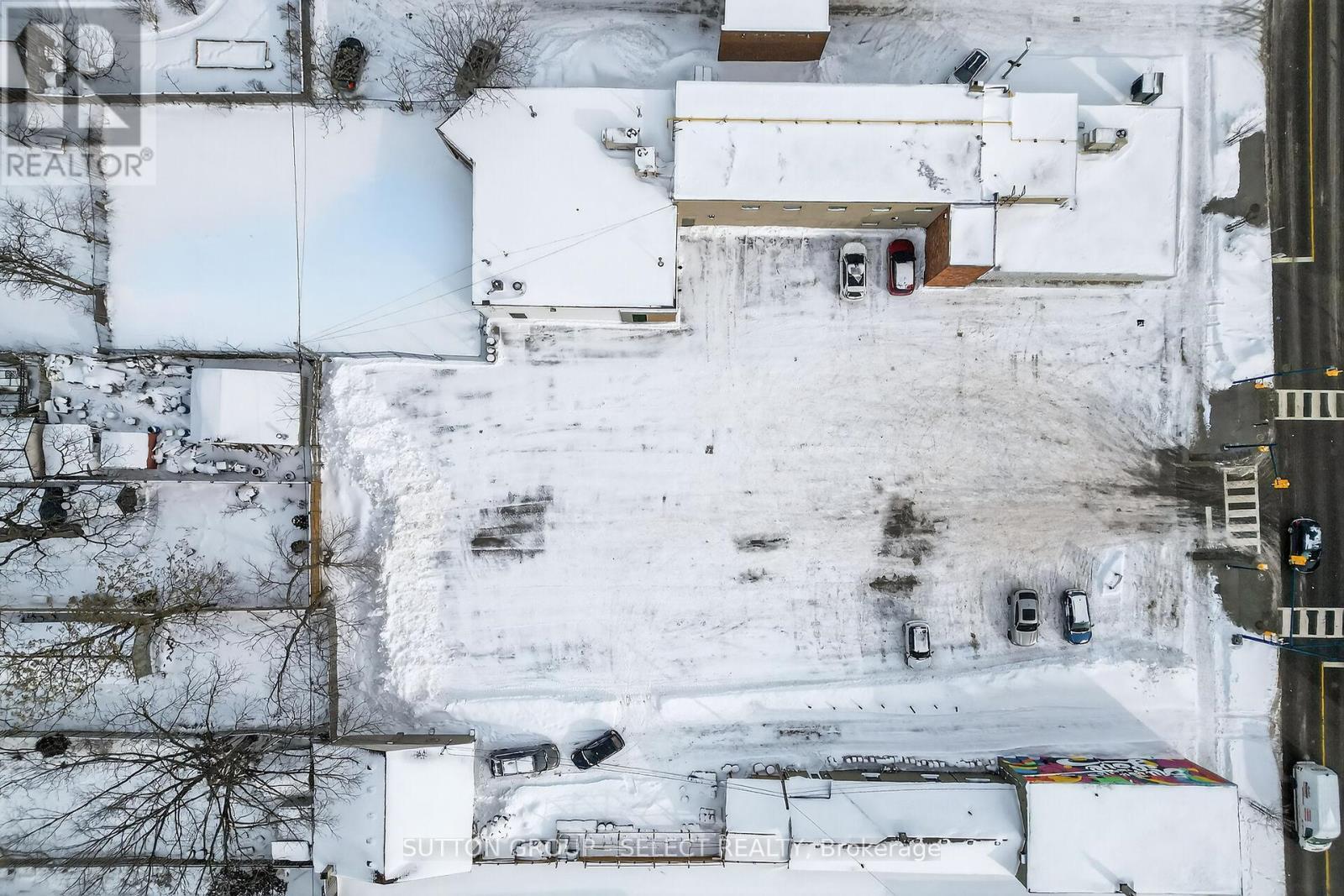 812 Dundas Street, London East (East G), ON