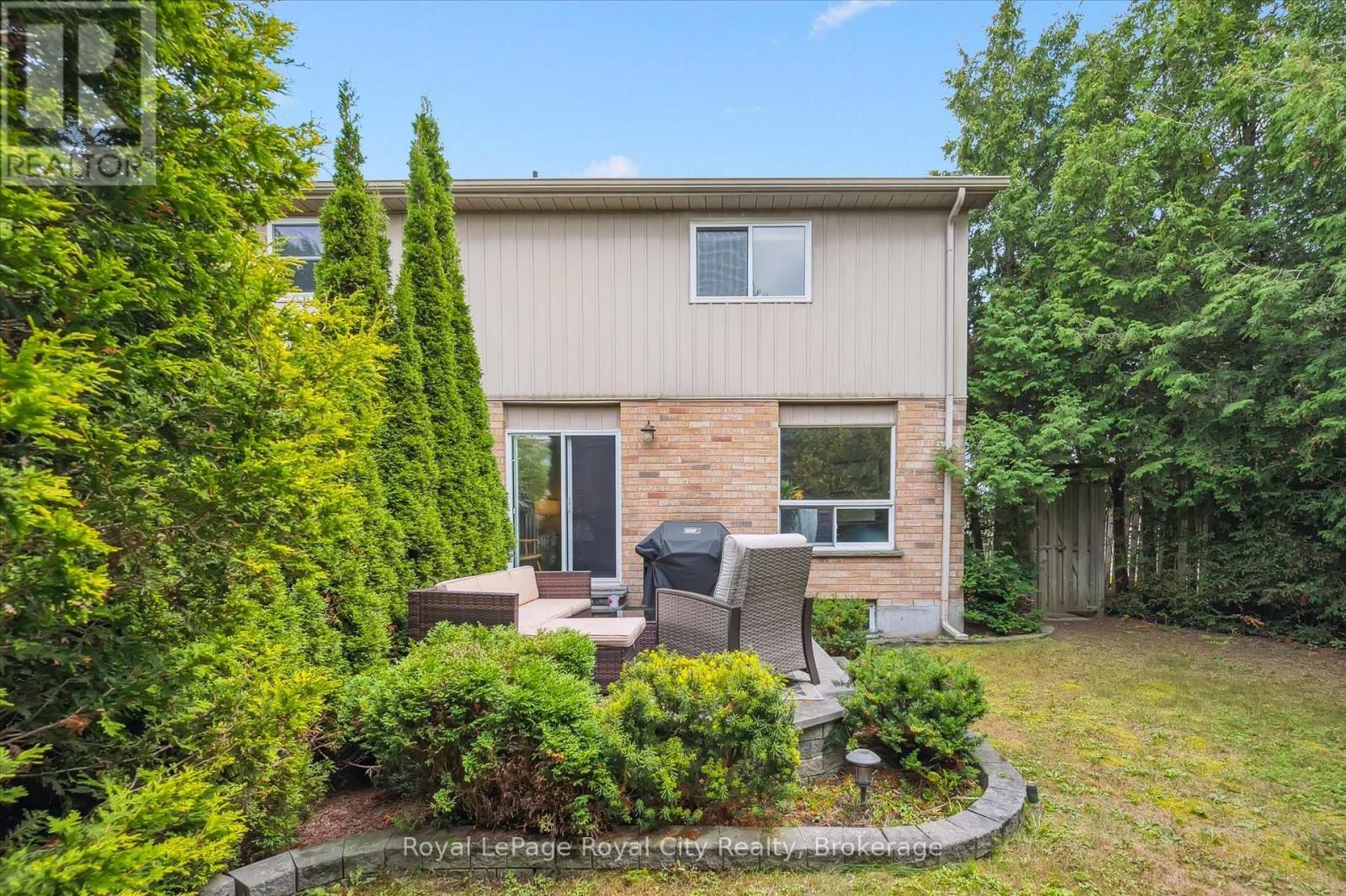 487 Flannery Drive, Centre Wellington (Fergus), ON - Outdoor