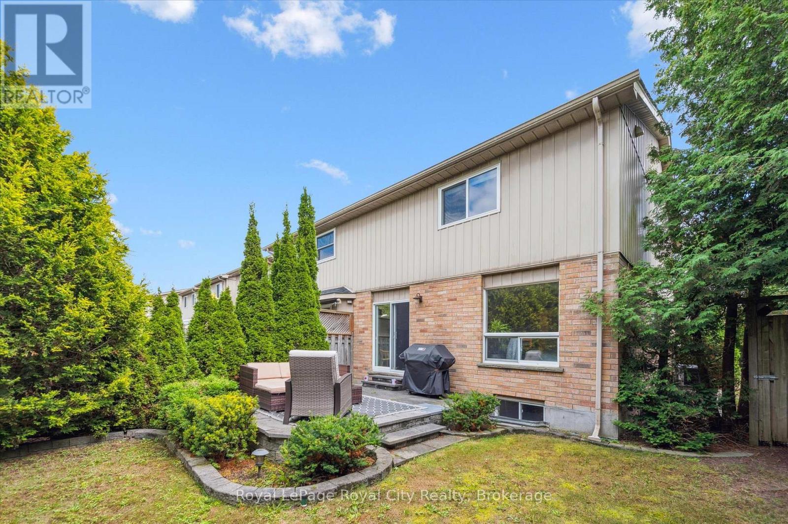 487 Flannery Drive, Centre Wellington (Fergus), ON - Outdoor