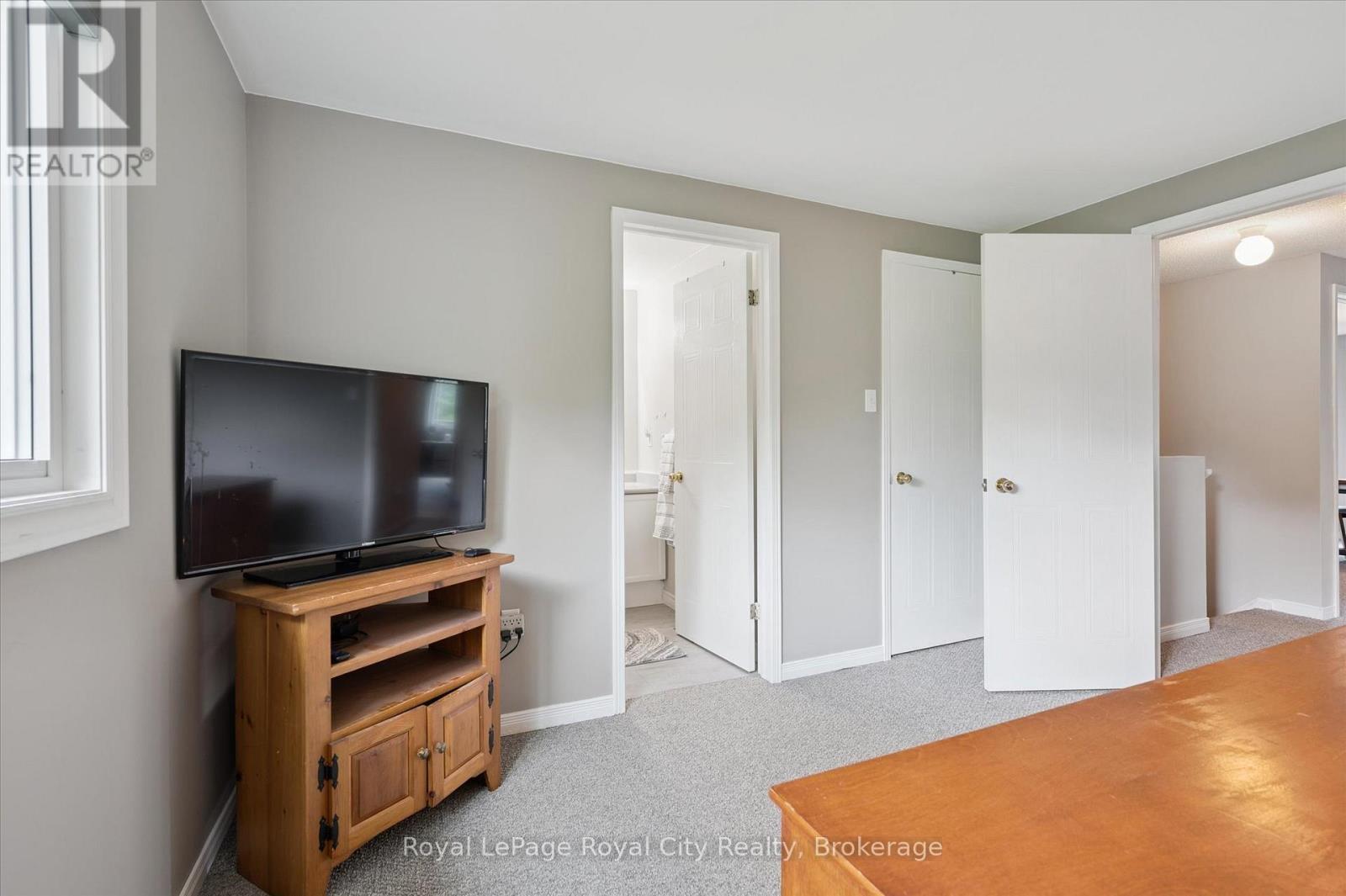 487 Flannery Drive, Centre Wellington (Fergus), ON - Indoor