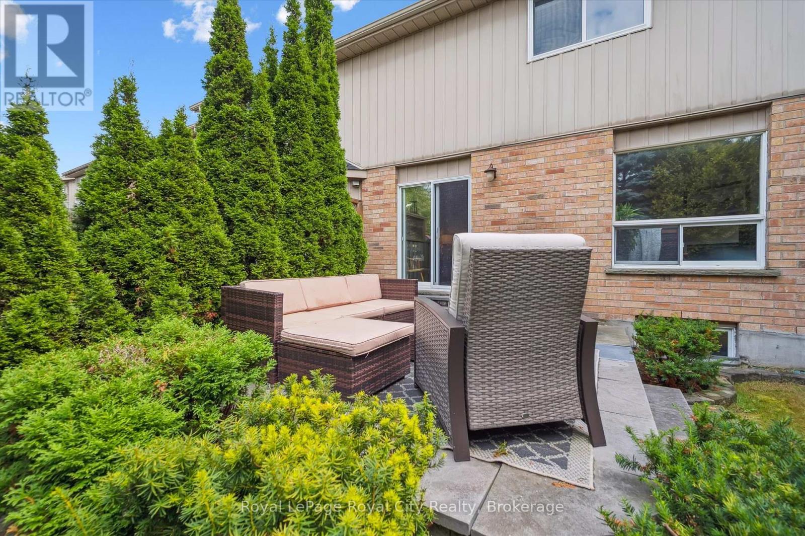 487 Flannery Drive, Centre Wellington (Fergus), ON - Outdoor With Deck Patio Veranda With Exterior