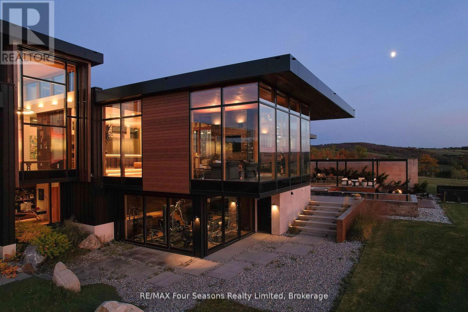 728529 21St Side Road, Blue Mountains, ON